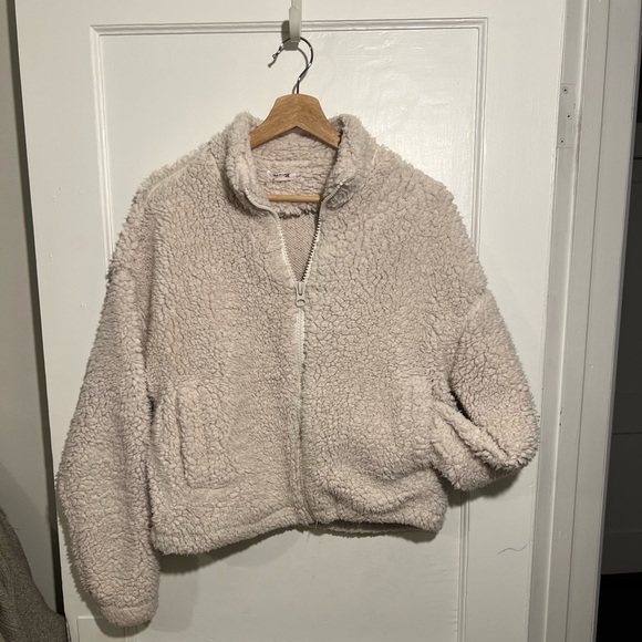 Garage Jackets & Blazers - Garage size small fluffy teddy Sherpa coat.